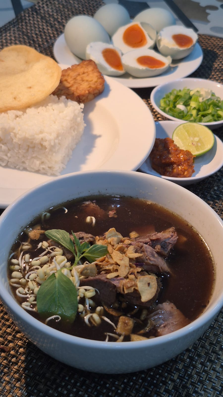 Rawon, Sup Hitam Legendaris
